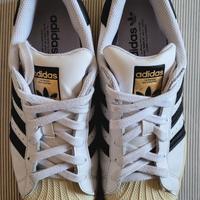 Adidas Superstar taglia 38 2/3 bianche con strisce