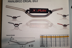 Manubrio Ergal d 22 con traversino