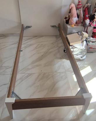 Struttura  letto singolo  in legno bianco 
