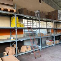 Scaffalature metalliche per magazzino