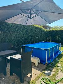 Piscina esterna Intex + filtro e attrezzature