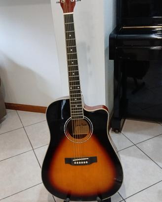 Chitarra semiacustica 