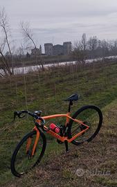  bici gravel Pinarello 