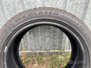 Pneumatici invernali 225/45 R17 94V XL