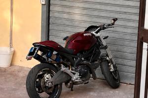 Ducati monster 696+ 2009  A2