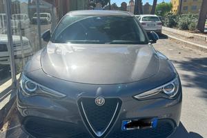 Alfa Romeo Stelvio 2.2