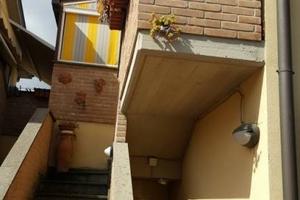 Villa di 75 m² con 4 locali e posto auto a Campi B