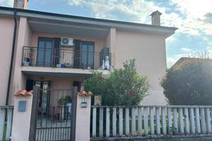 3 LOCALI A ALBUZZANO