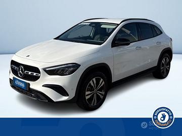 Mercedes-Benz GLA 180 d Automatic Advanced Pl...