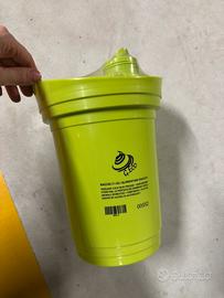 Contenitori oli esausti