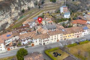 PALAZZINA A POMAROLO