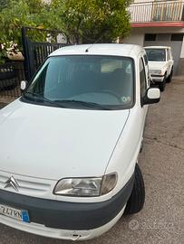 Citroen Berlingo con pedana per disabili 