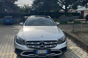 Mercedes E220 4Matic All Terrain Premium Plus