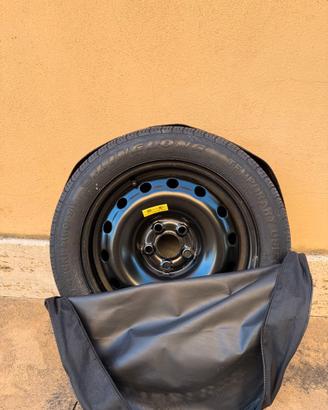 Ruotino R15 + cric mai usati con borsa per trasp