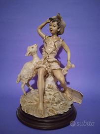 Figura  Capodimonte firmata C. Salci