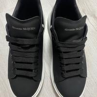 Alexander McQueen 42