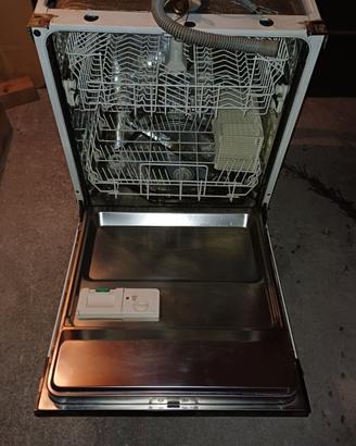 Lavastoviglie AEG Oko Favorit 5051