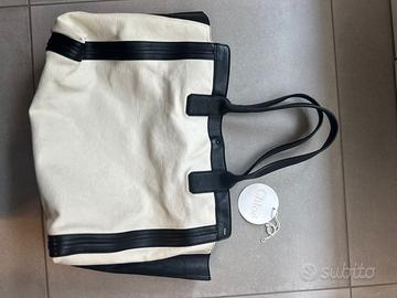 Chloe’ Alison Tote Bag grande pelle bianco nero