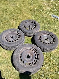 Cerchioni con gomme per Fiat 500
