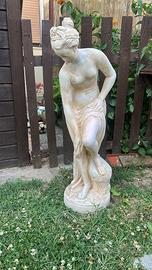 Statua