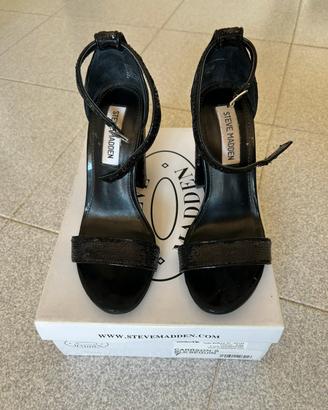 Sandalo nero paillettato Steve Madden