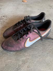 Scarpe da calcio con tacchetti in alluminio