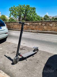 Monopattino elettrico Ninebot  Segway ES2