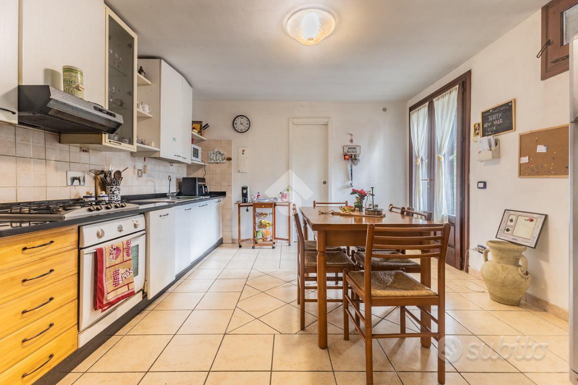 House in Bracciano, Montebello, Roma Capitale - Altro