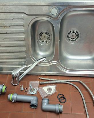Lavabo cucina una vasca e mezza + rubinetto