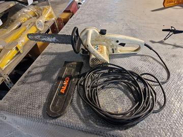 MOTOSEGA STHILL E140