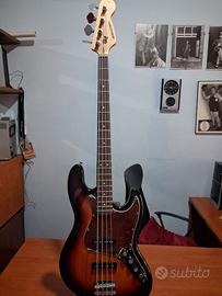 Basso SELDER - Bass 4 corde – con custodia MORBIDA