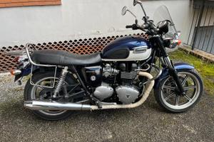 Triumph Bonneville SE