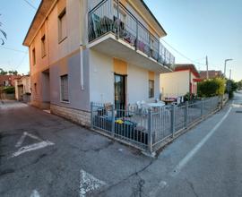 Appartamento ORA piano terra 1 villa indipendente