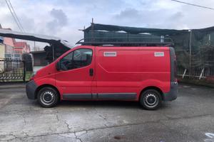 Opel Vivaro autocarro