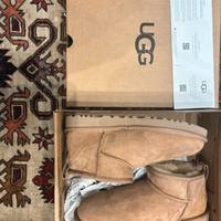 UGG Mini Originali Taglia 40