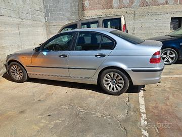 BMW 318I 
