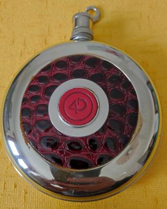 VECCHIA FIASCHETTA IN ACCIAO CON BICCHIERE C.TRALE