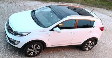 KIA SPORTAGE 2.0 CRDI AWD REBEL R