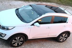 KIA SPORTAGE 2.0 CRDI AWD REBEL R