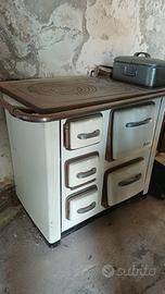 Cucina Economica a Legna Vintage Astra, anni '60