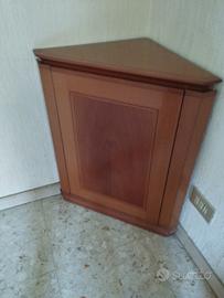 Mobile angolare in legno 