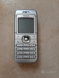 Telefono Nokia 6030.