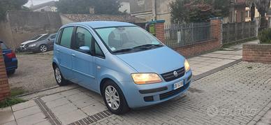 Fiat Idea 1.9 Multijet Emotion