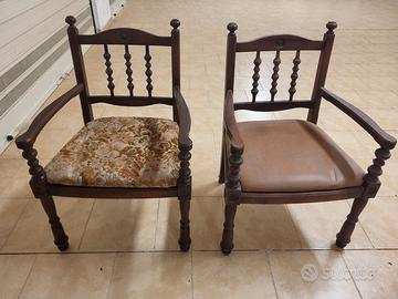 Coppia di poltroncine vintage in legno