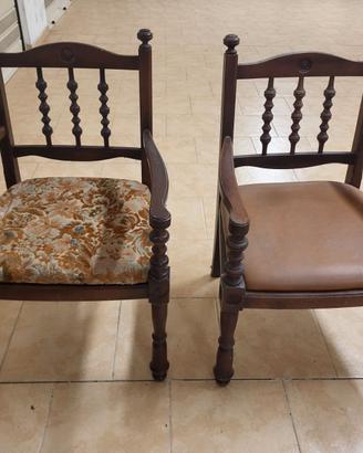 Coppia di poltroncine vintage in legno