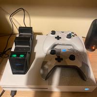 Xbox oneS 500gb + due controller + carica batterie