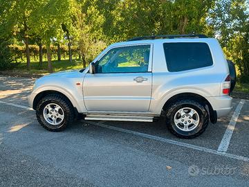 Mitsubishi Pajero 3.2