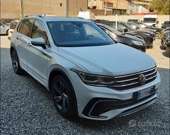 Volkswagen Tiguan 2.0 TDI 150 CV SCR DSG R-LINE TE