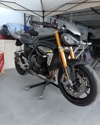 Triumph Speed triple 1200rs