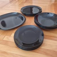 set piatti IKEA neri